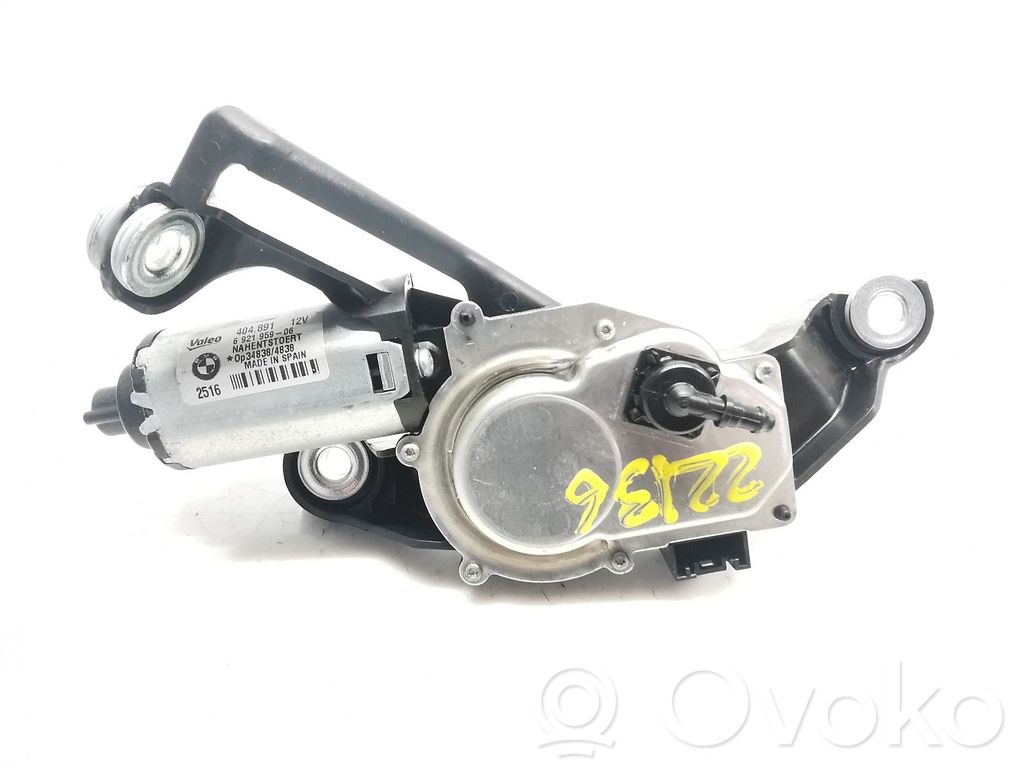 BMW 1 E81 E87 Wiper motor 
