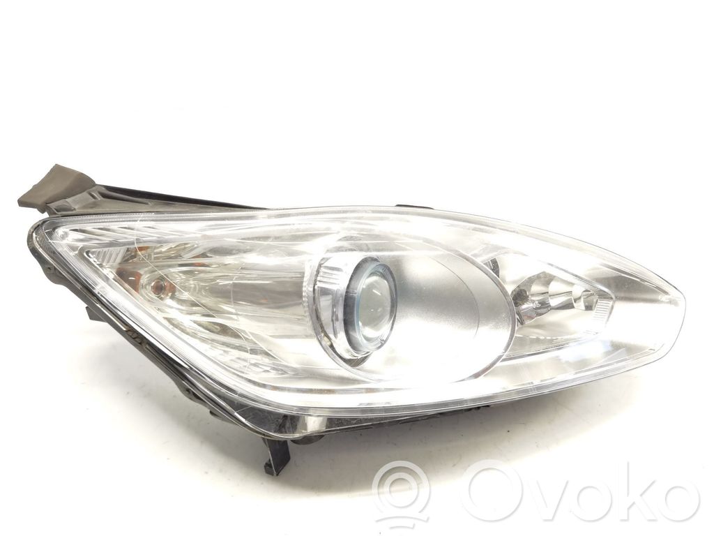 Ford C-MAX II Faro/fanale 