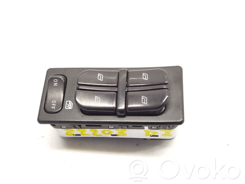 Electric window control switch   4616082,4616082