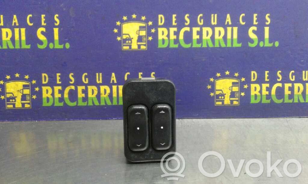 Interruptor del elevalunas eléctrico   13363201