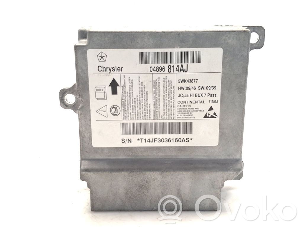 Turvatyynyn ohjainlaite/moduuli   04896814AJ,5WK43877