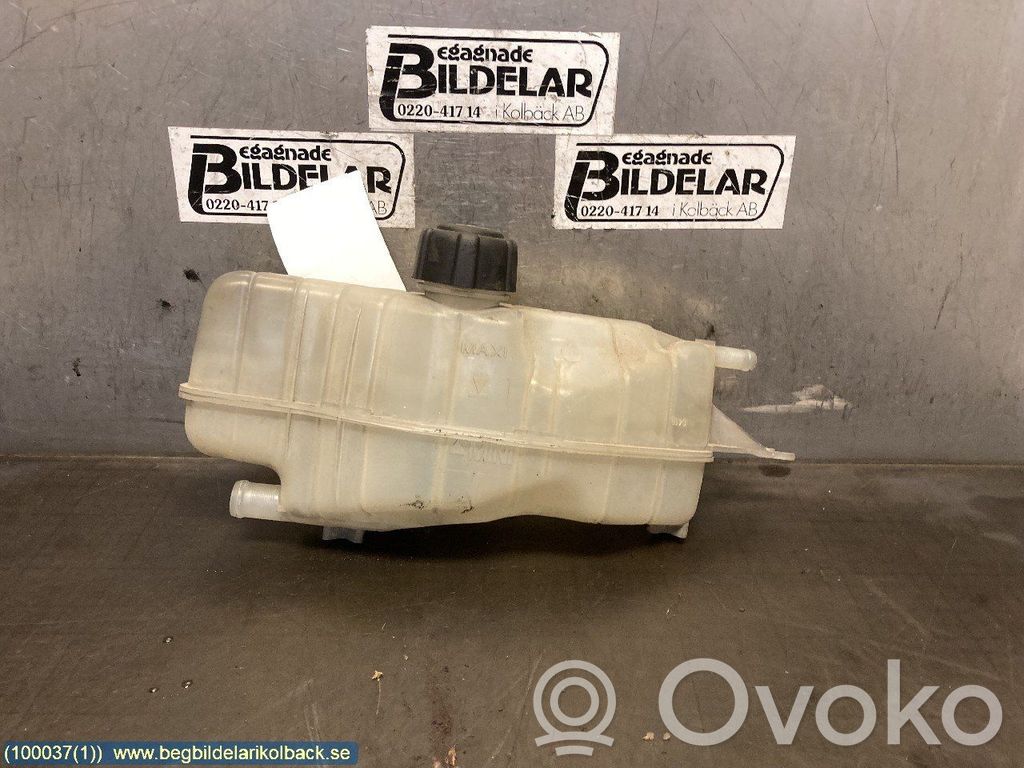Nissan Note (E11) Coolant expansion tank/reservoir 