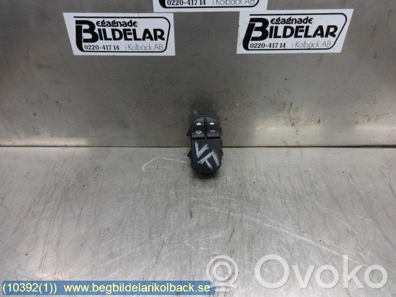 Electric window control switch   YS4T14529AA