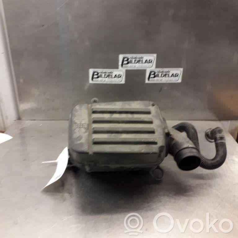 Volkswagen Golf V Obudowa filtra powietrza 