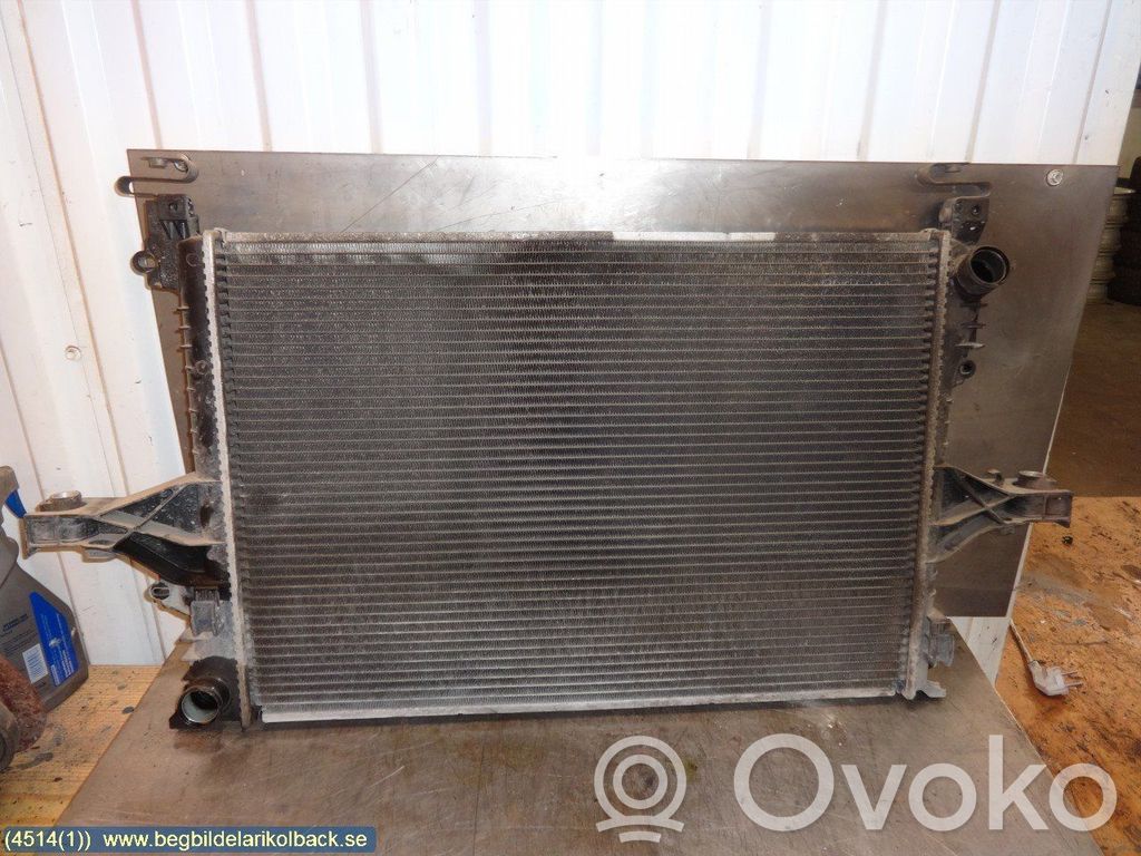 Coolant radiator