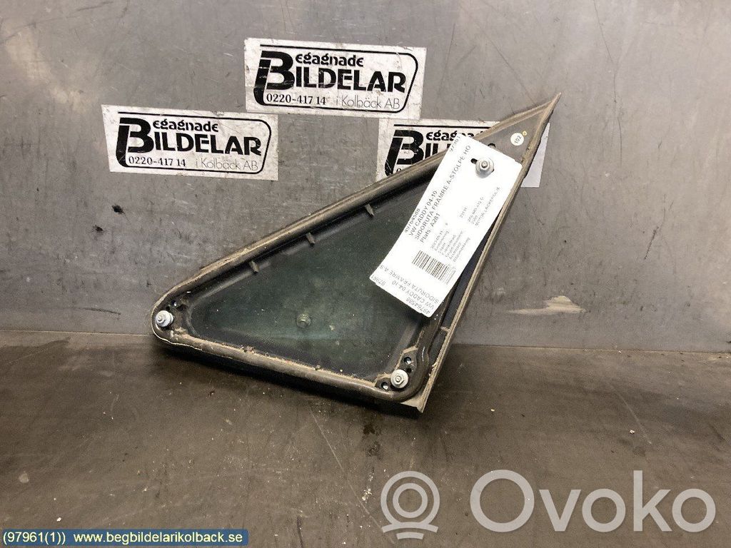 Volkswagen Caddy Front triangle window/glass 