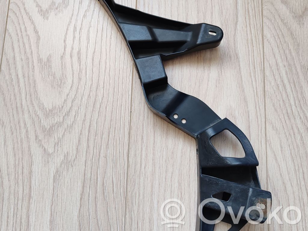 Front bumper mounting bracket   8Z0854729