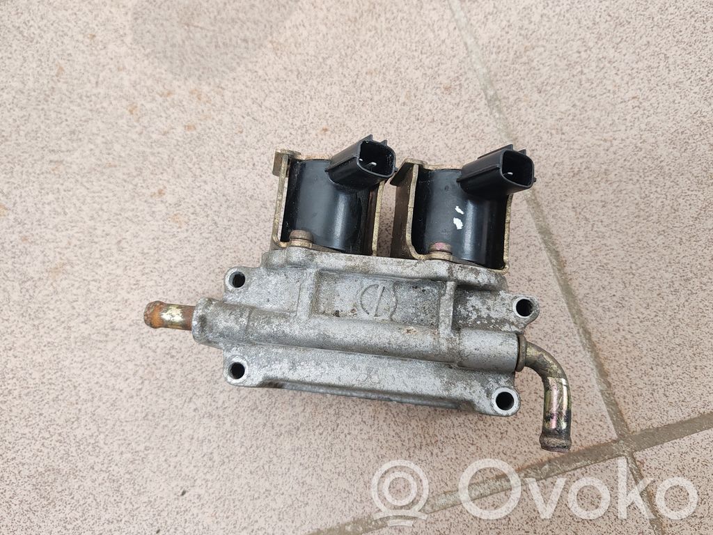 Válvula de vacío (Usadas)   MD349808,E9T05471
