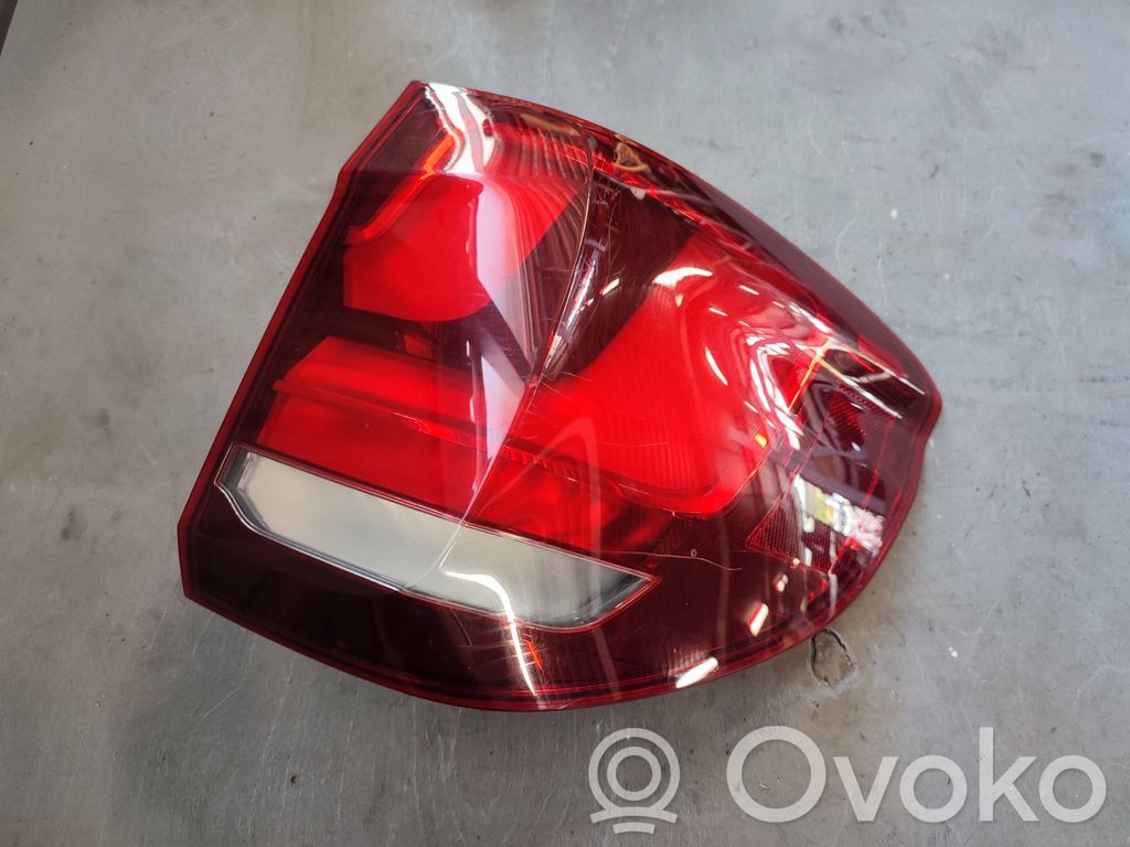 BMW X5 F15 Lampy tylnej klapy bagażnika 