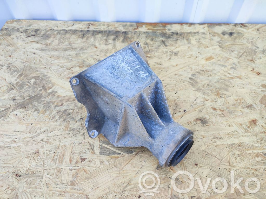 BMW 5 E60 E61 Gearbox mounting bracket 