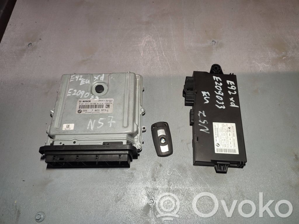 BMW 3 E92 E93 Engine control unit/module 