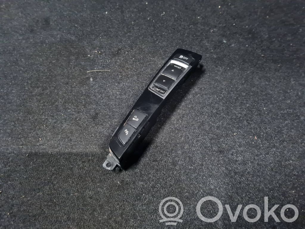BMW 5 F10 F11 Przycisk / Włącznik ESP 