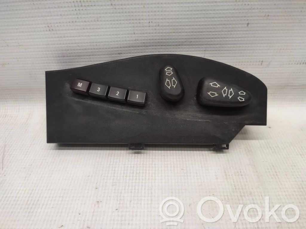 Seat control switch   52108255382,8255382