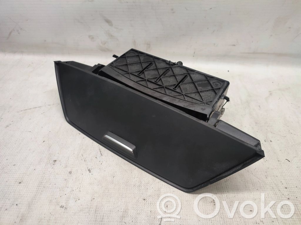 Glove box central console   2991263,51452991263,51452993616
