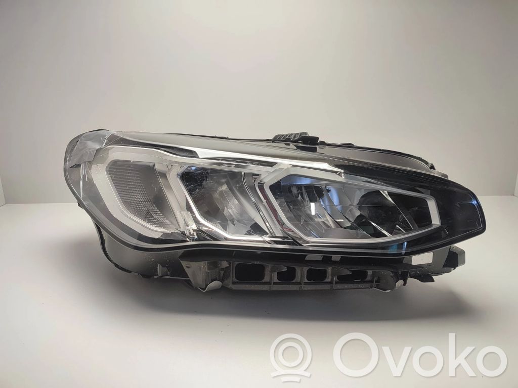 BMW 2 Active Tourer U06 Headlight/headlamp 