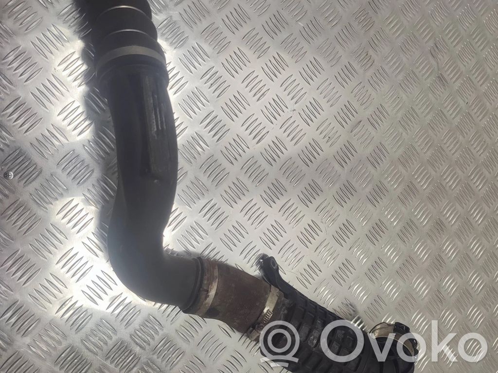 BMW 2 F45 Część rury dolotu powietrza 