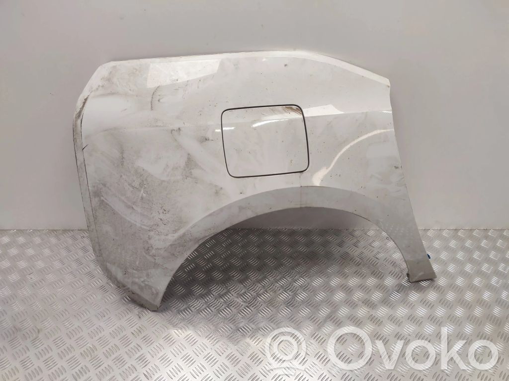 BMW i3 Aizmugures spārns 
