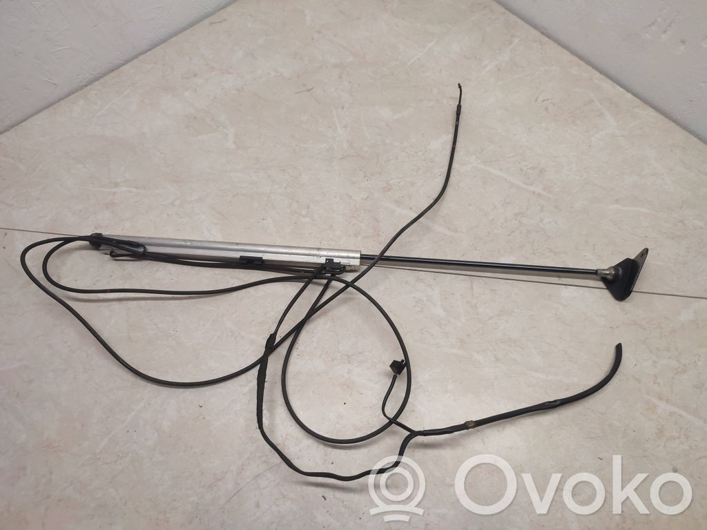 BMW 6 E63 E64 Convertible roof main ram cylinder 