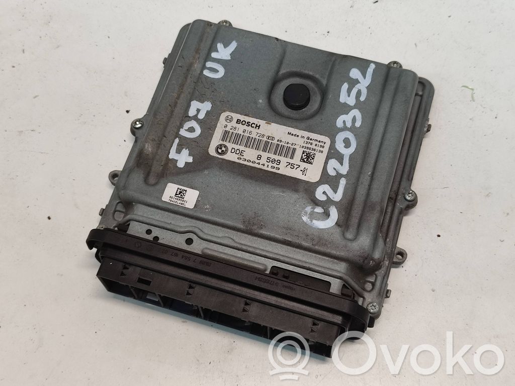 Komputer / Sterownik ECU i komplet kluczy   13618509757,13618509333,13618511372,13618511983,13618515073,13618516753,13618570593