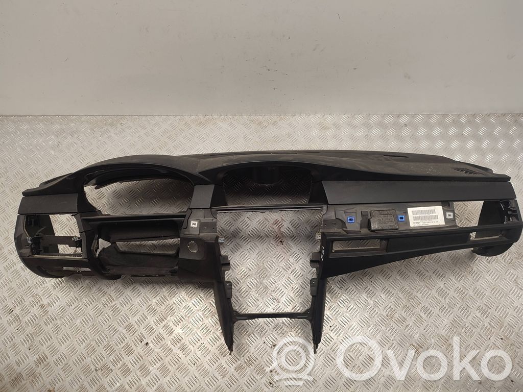 BMW 5 E60 E61 Panelė 