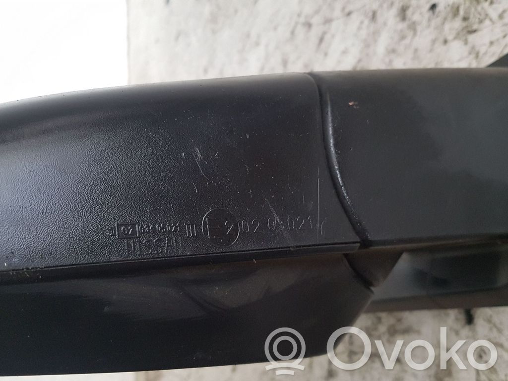 Front door electric wing mirror