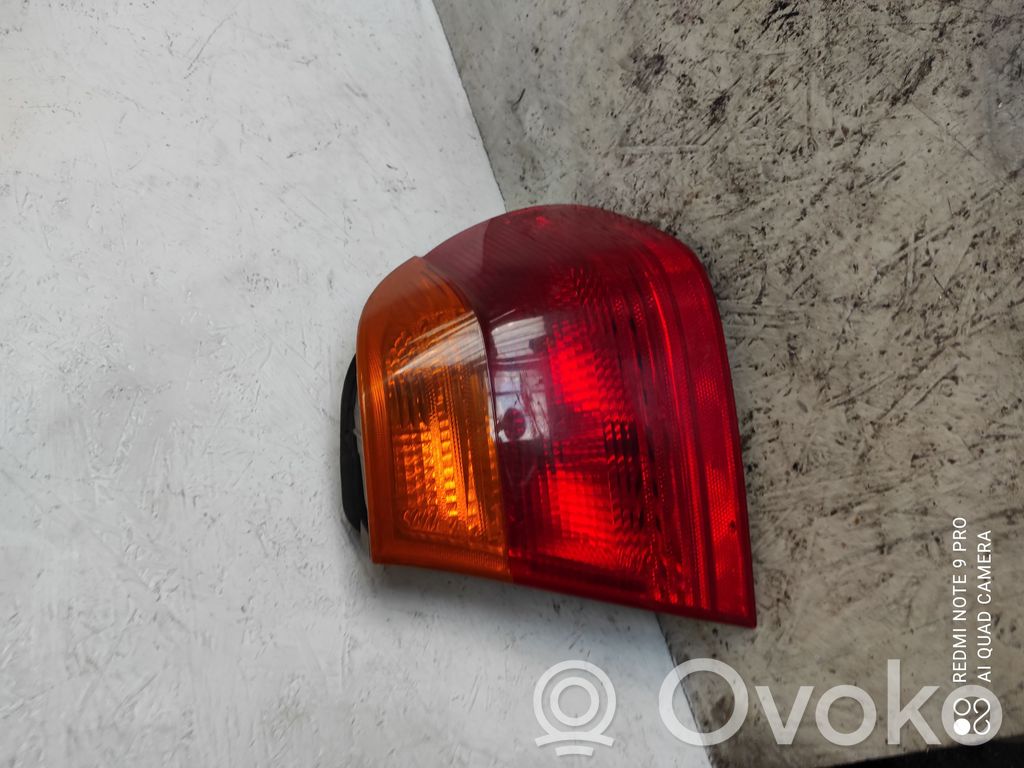 Rear/tail lights