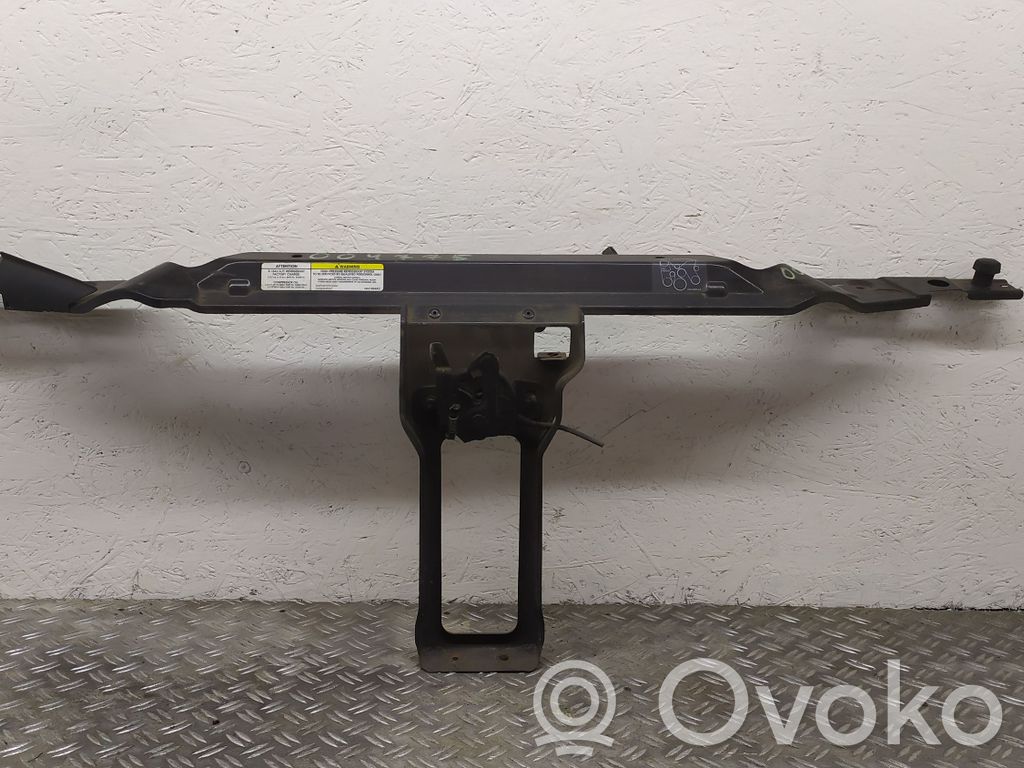 Radiatoru panelis