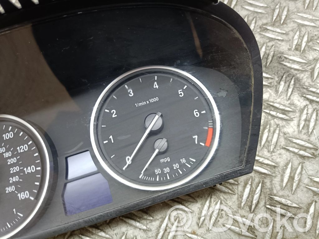 Speedometer (instrument cluster)