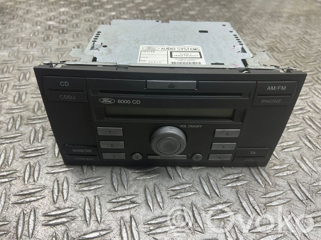 Radio / CD-Player / DVD-Player / Navigation
