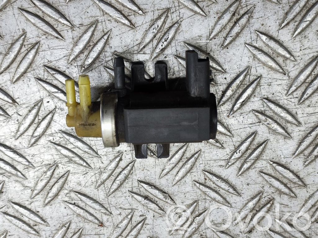 Válvula de vacío   9672875080