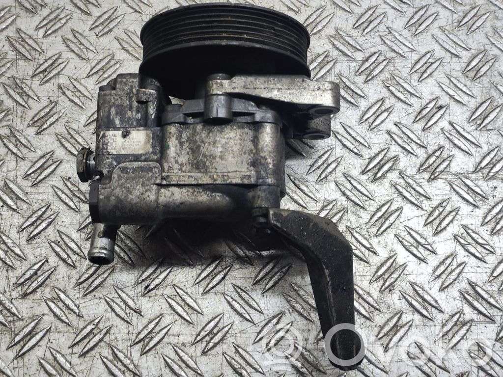 BMW 5 E60 E61 Vairo stiprintuvo siurblys 