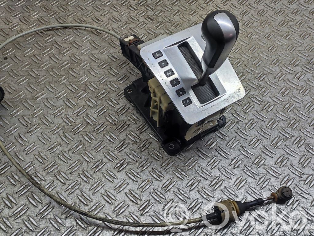 Selector caja de cambios   18282002V