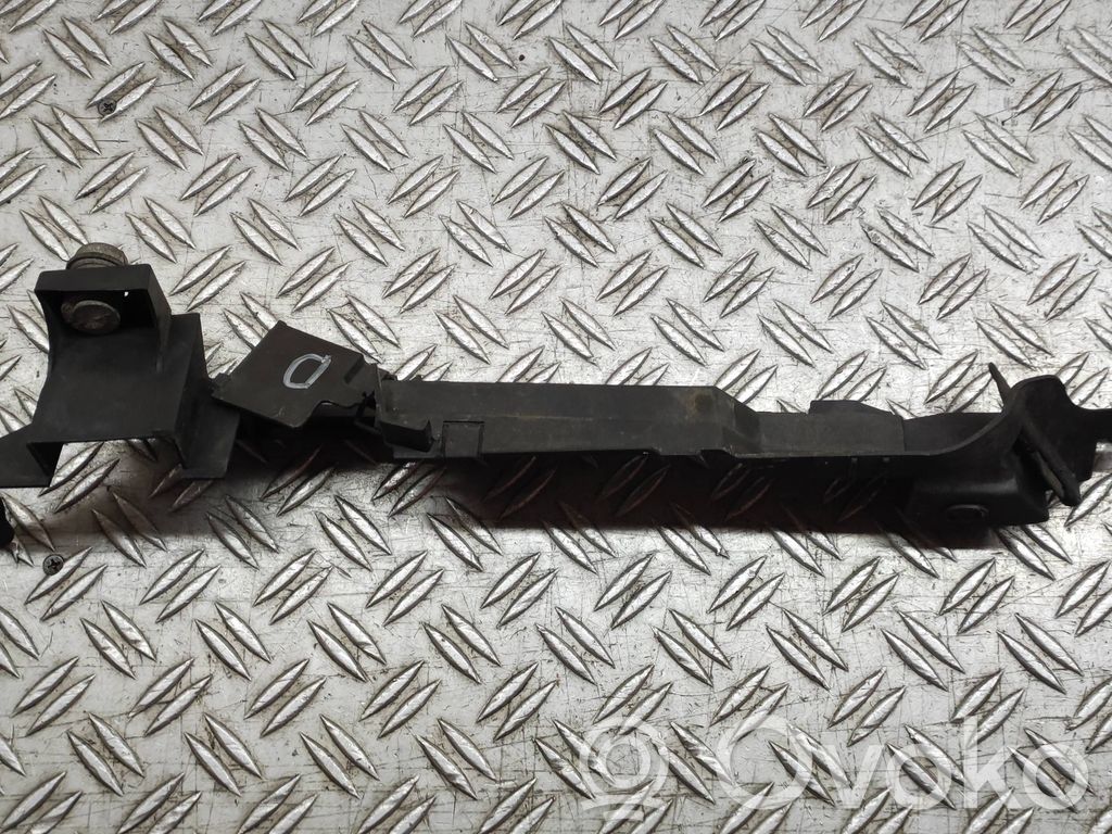 Opel Corsa D Fender mounting bracket 