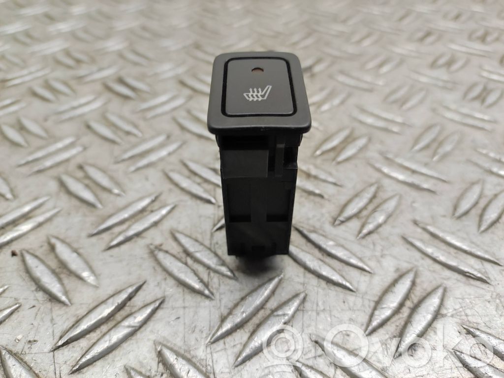 Suzuki SX4 Seat heating switch 