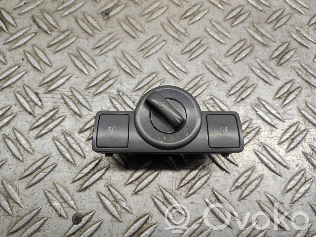 Light switch   3D0941531,04053412