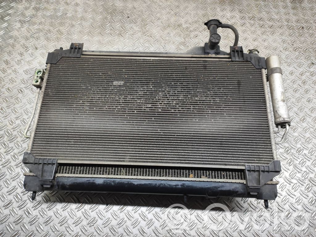 Mitsubishi Outlander Set del radiatore 