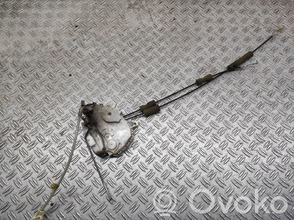 Honda Civic Priekšpusē slēdzene 