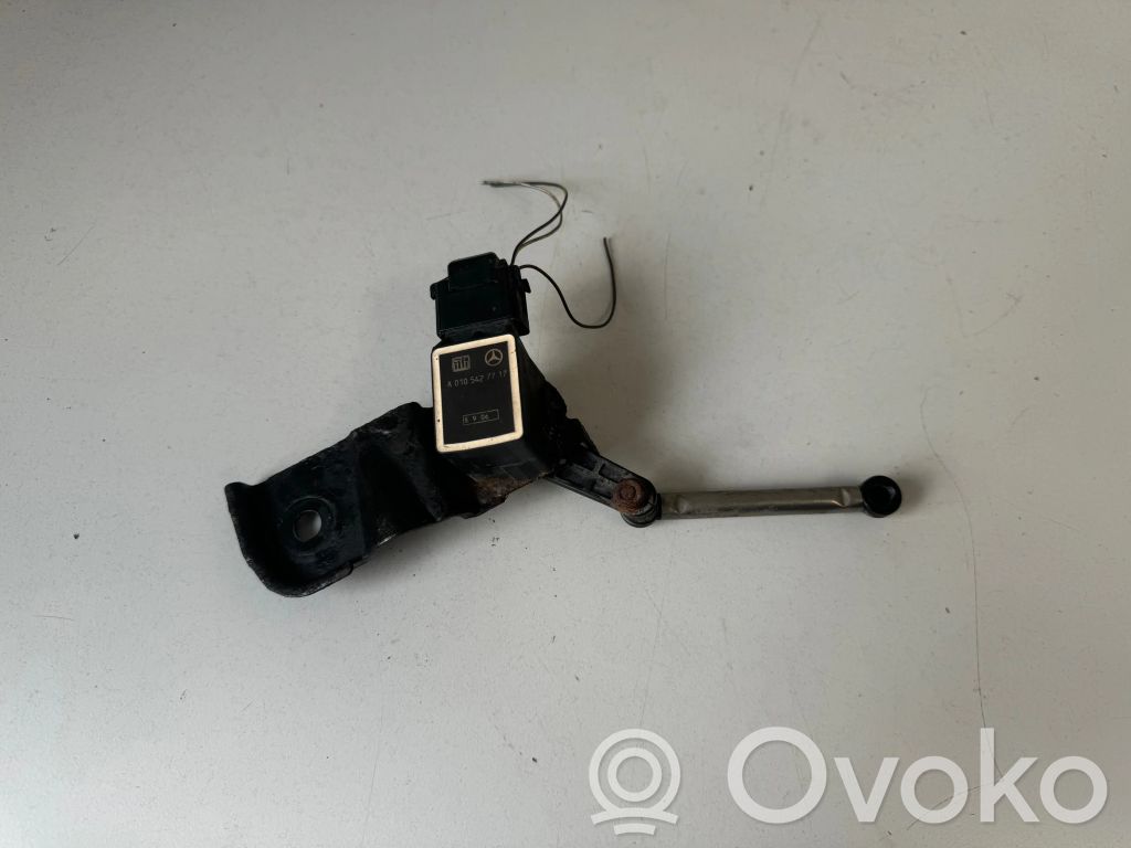 Mercedes-Benz S W221 Air suspension front height level sensor 