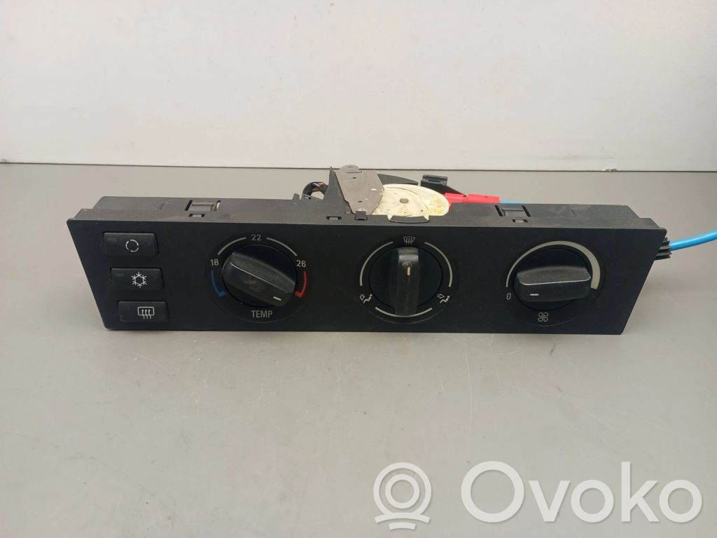 BMW 5 E39 Climate control unit 
