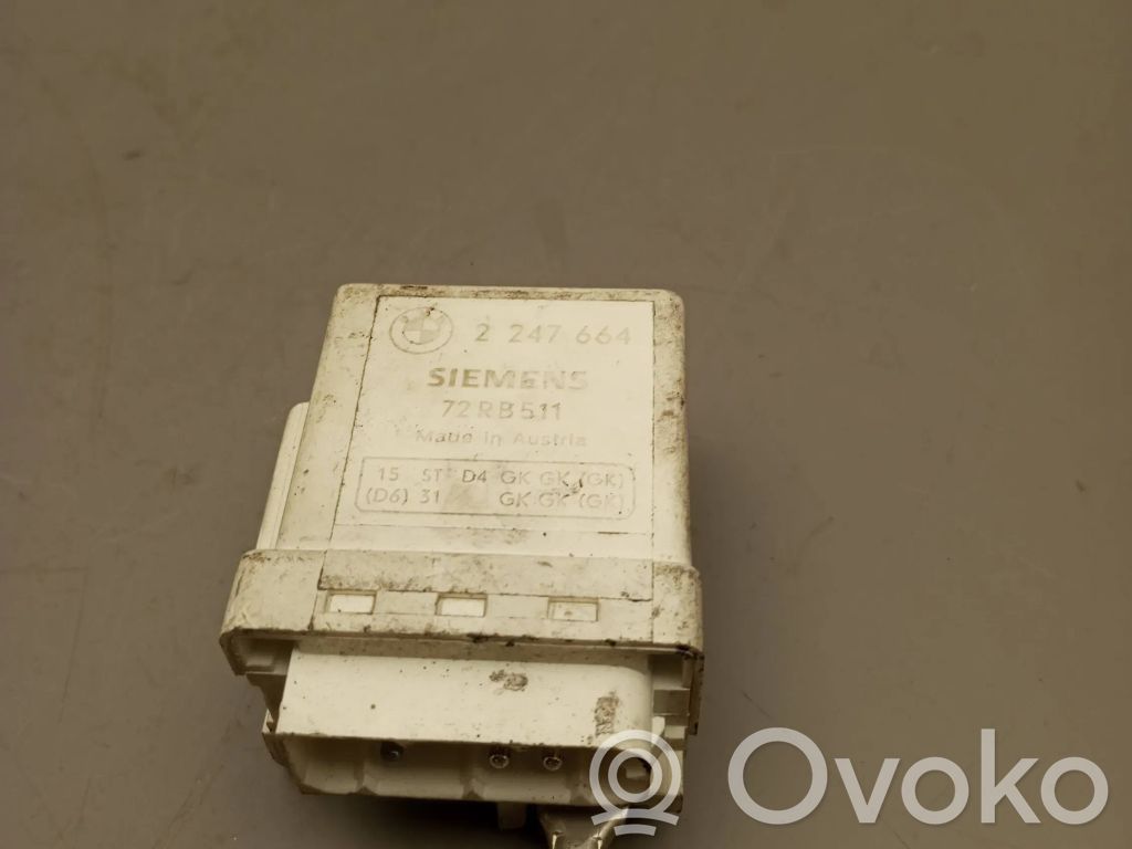 Kvēlsveču relejs   2247664,72RB511