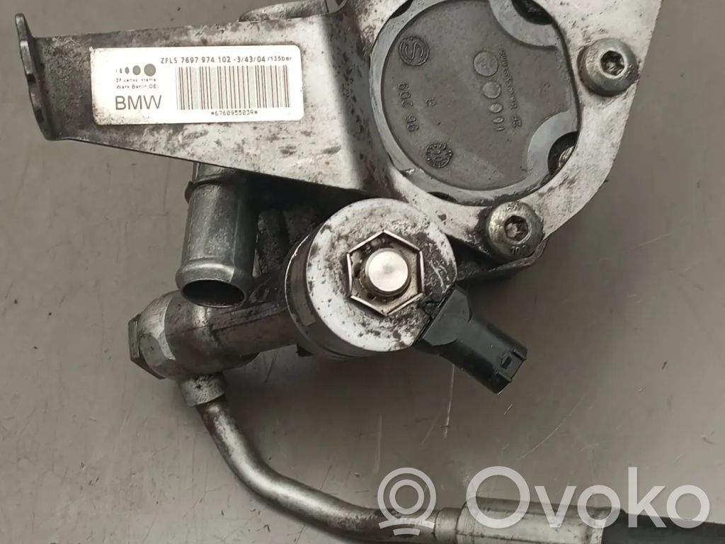 BMW 5 E60 E61 Power steering pump 