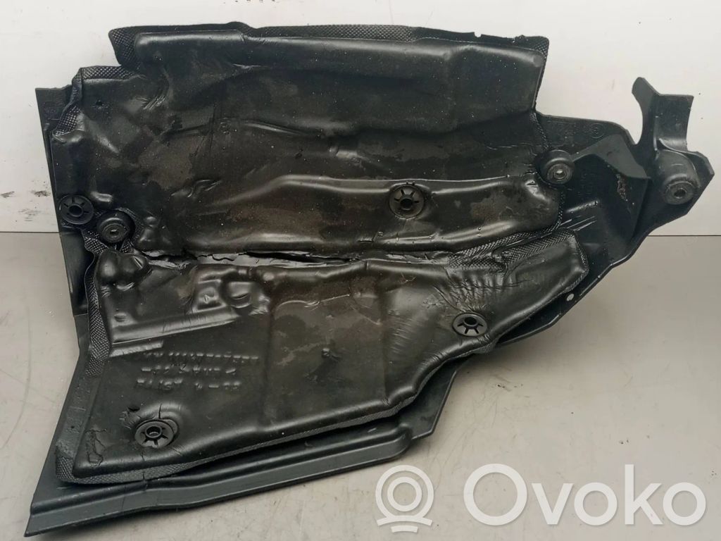 Engine cover (trim)   11147787335