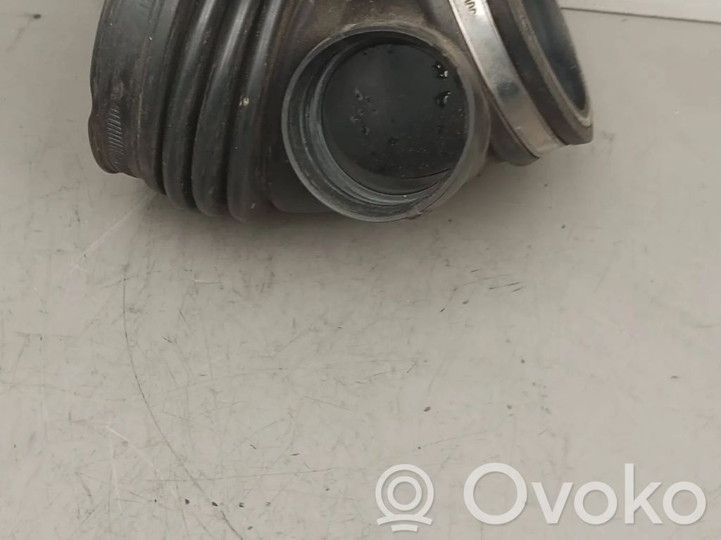 BMW 5 E39 Einzelteil Lufteinlasskanal 