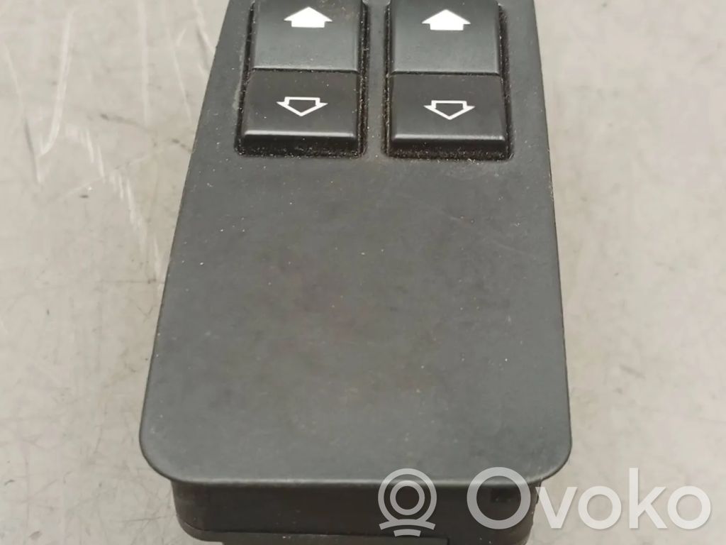BMW 5 E39 Electric window control switch 