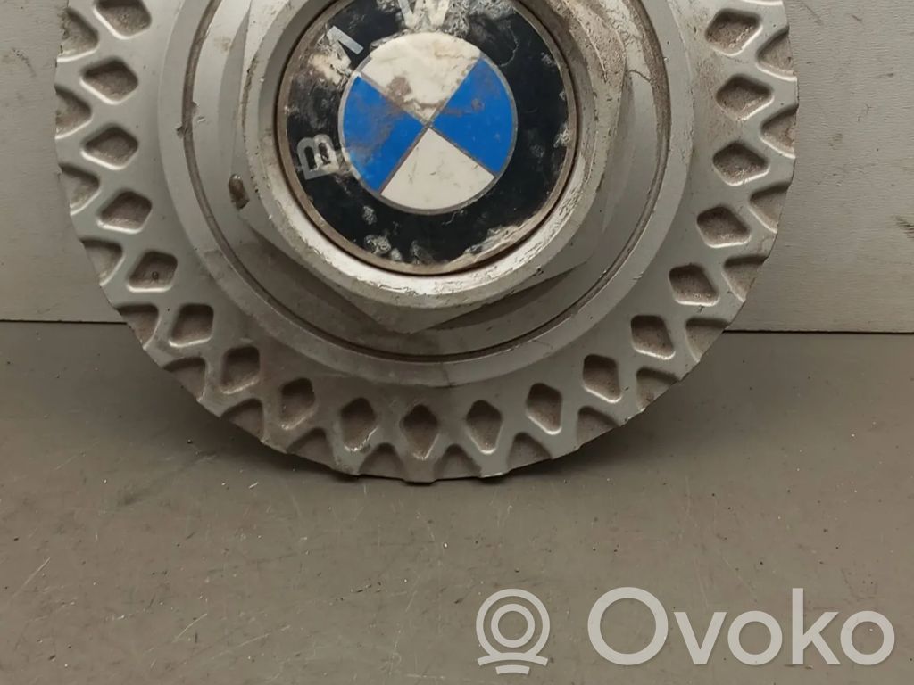 BMW 5 E34 Tapacubos original de rueda 