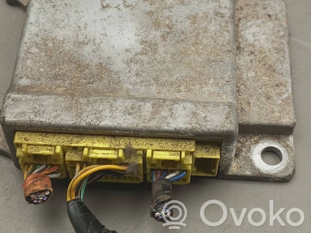 Mazda MPV II LW Airbag control unit/module 