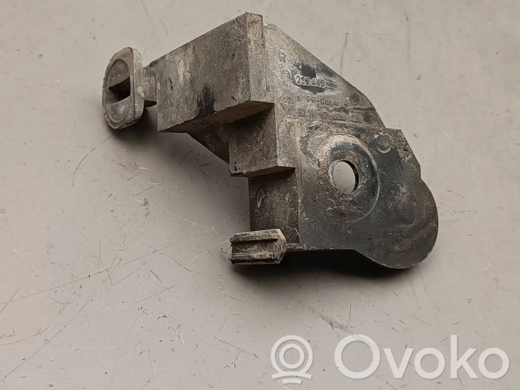 Front bumper mounting bracket   7030620,229449