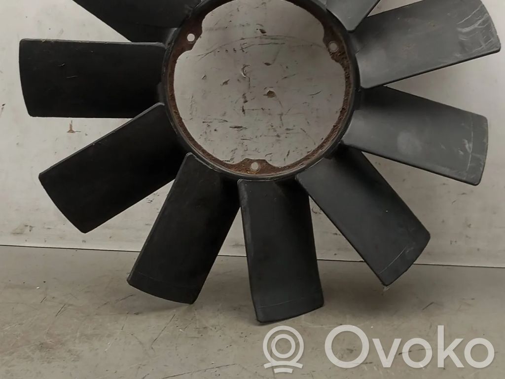 BMW 7 E32 Ventiliatora propellers 