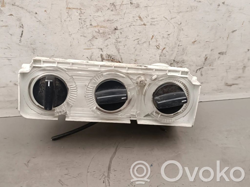 BMW 3 E36 Unidad de control climatización 