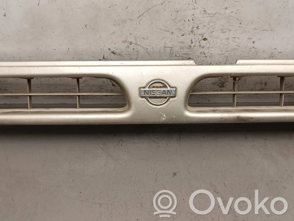 Nissan Terrano Etusäleikkö 